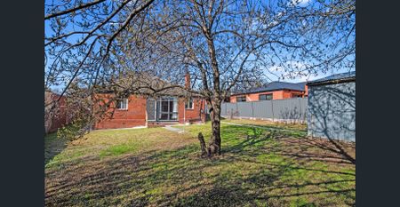 IDEAL LOCATION - Photo 4