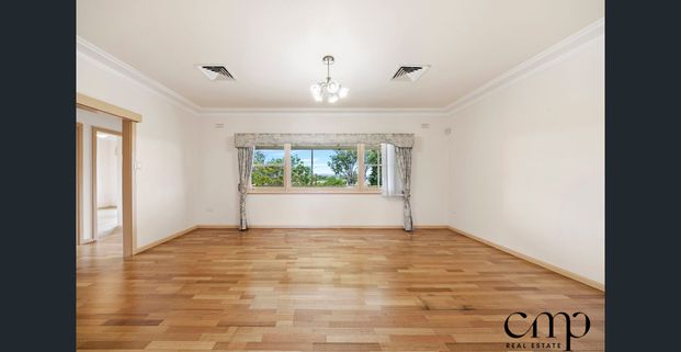 AVAILABLE SOON ! 3 bedroom family home - Photo 1