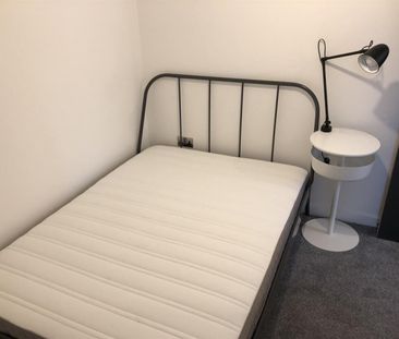 1 bedroom Flat To Let - Photo 4