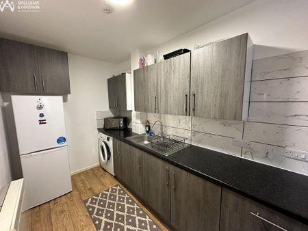 2 bedroom flat to rent - Photo 3