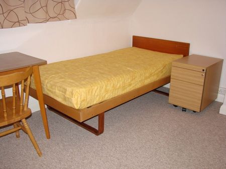 Bangor Gwynedd 5 bed house near City Centre - Photo 3