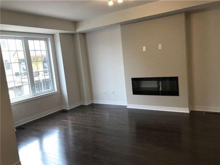 For Lease - 380 Cranbrook Common, Oakville, Ontario - Photo 3