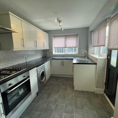 Pencombe Road L36 - Photo 1