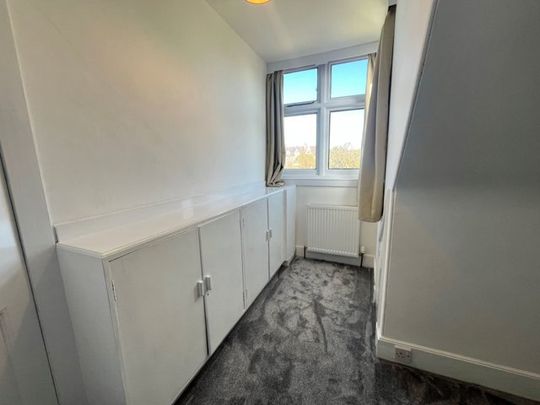 6 Cromwell Road, AB15 4UG, Aberdeen - Photo 1