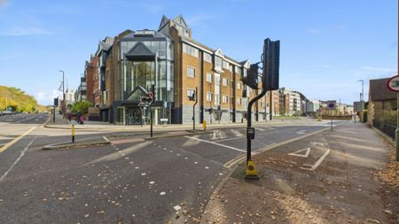 Zinc House, Camberley , Surrey, GU15 - Photo 3