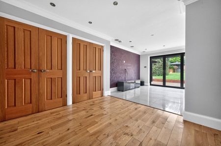 Bradmore Way, AL9, Hertfordshire - Photo 2