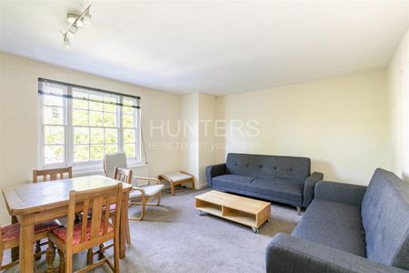 2 bedroom Flat To Let - Photo 2