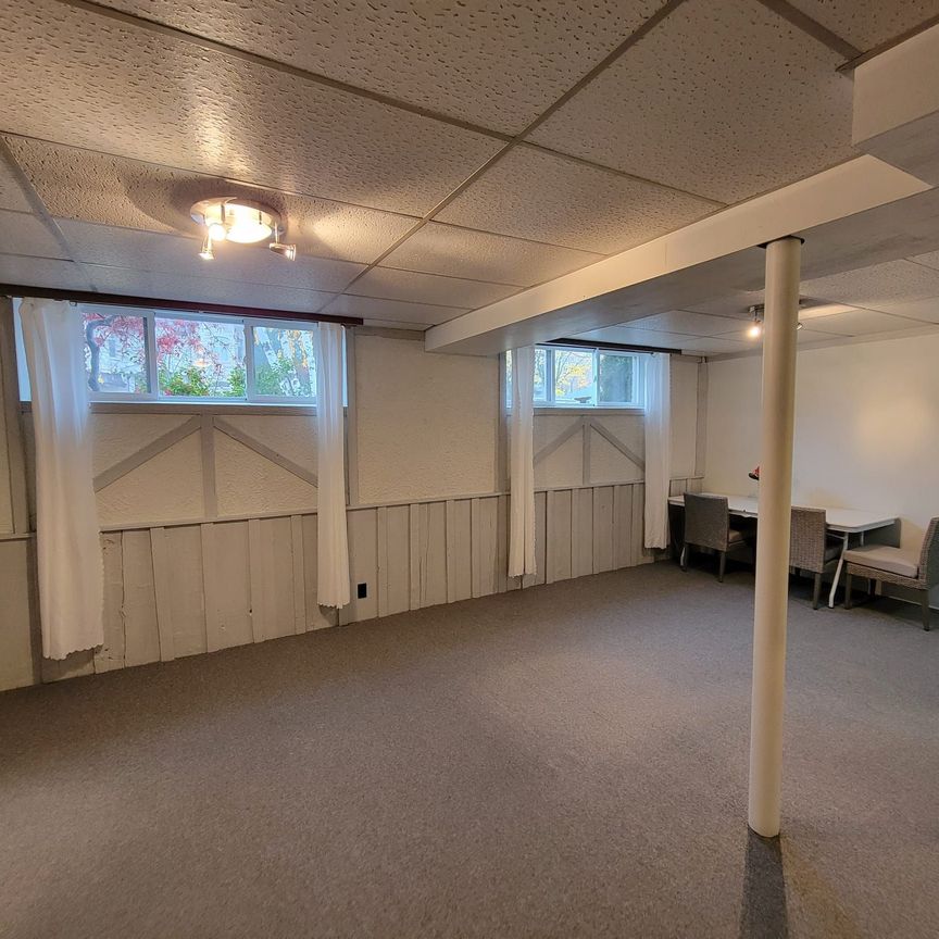For Lease - 256 Sylvan Avenue Unit# Lower, Toronto, Ontario - Photo 1