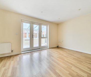 3 bedroom townhouse to rent - Photo 3