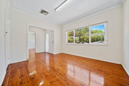 Brand New Kitchen and Walking Distance to Train Station - Photo 4