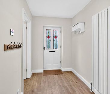 4 bedroom detached house to rent - Photo 6