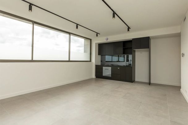 Stunning Views from your Private Rooftop Terrace! - Photo 1