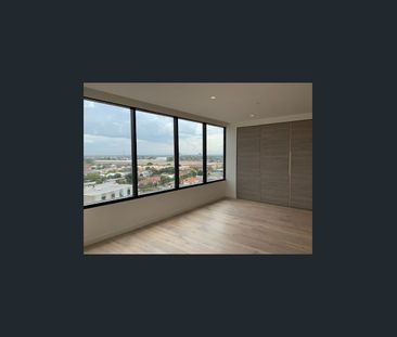 Spacious Apartment in Great Location, Affordable Housing - Photo 2