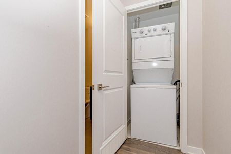 For Lease - 4655 Glen Erin Drive Unit# 1001, Mississauga, Ontario - Photo 5