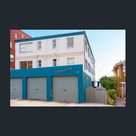 Beachside Abode - Photo 4