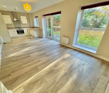 Laxton Close, Sholing, SO19 - Photo 1