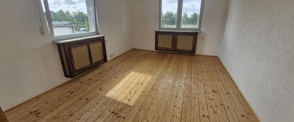 Gemütliche Altbau-Maisonettewohnung, 125 m², 5 Zimmer, KDB, Balkon, Bergheim-Quadrath, bezugsfrei - Photo 1