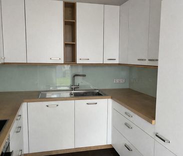 Moderne Neubauwohnung mit Loggia, Terrasse und Garten – inkl. TG-St... - Foto 2