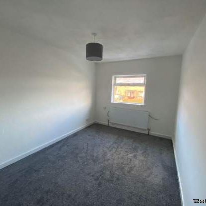 3 bedroom property to rent in Oldham - Photo 1