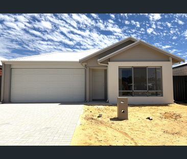 33 Bonvue Road, Harrisdale, WA 6112 - Photo 2