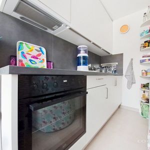 Studio entièrement rénové dans la vieille ville - Photo 2