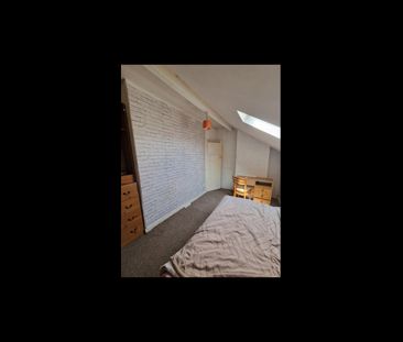 Room in a Shared House, Nowell Grove, LS9 - Photo 2