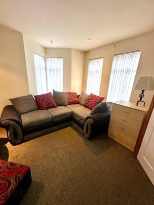 1 Donegall Avenue, BT126LS, Belfast - Photo 1