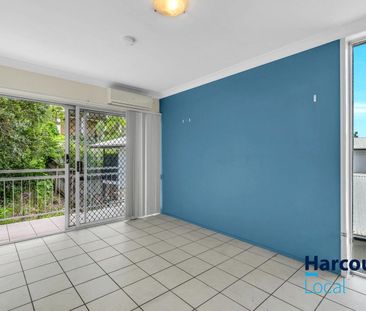 Great one bed unit in Premium Location! - Photo 2