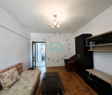 Închiriez 2 camere, Brasovul vechi - Fotografie 6