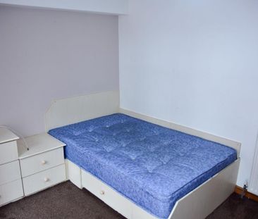 9 bedroom house to rent - Photo 4