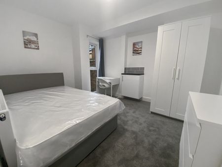 Ground Floor Middle Room (2), 32 Bullingdon Road, Oxford OX4 1QH - Photo 3