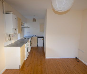 Signal Road, Staple Hill - Photo 6