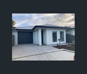 Lovely 3 bedroom family home - Photo 2