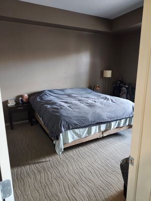 Spacious 2 Bedroom, 2 Bathroom Condo - Photo 1