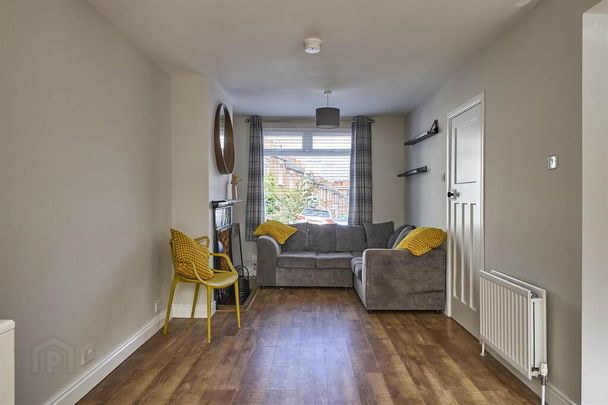 2 Downshire Place, Holywood, BT18 9LR - Photo 1