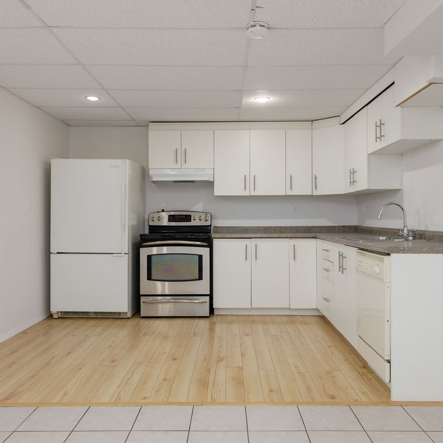 Keets Dr & Wickham Dr (Basement), Coquitlam - Photo 1