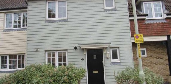 Pochard Crescent, Herne Bay, CT6 - Photo 2