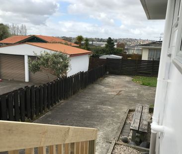 Family Home in Halfmoon Bay - Photo 5