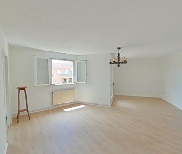 Location Appartement 3 pièces 68m² ROMANS SUR ISERE 26100 - Photo 3