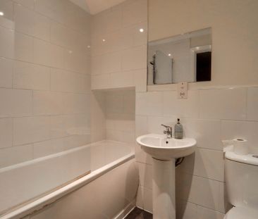1 bed apartment to rent in Market Place Approach, Leicester, LE1 - Photo 4