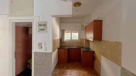Studio/Γκαρσονιέρα για ενοικίαση Λαμπρινή (Γαλάτσι) - Φωτογραφία 3