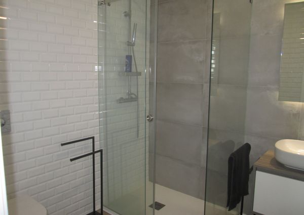 Fantástico apartamento T1 mobilado e equipado, novo, com vistas deslumbrantes sobre ria!