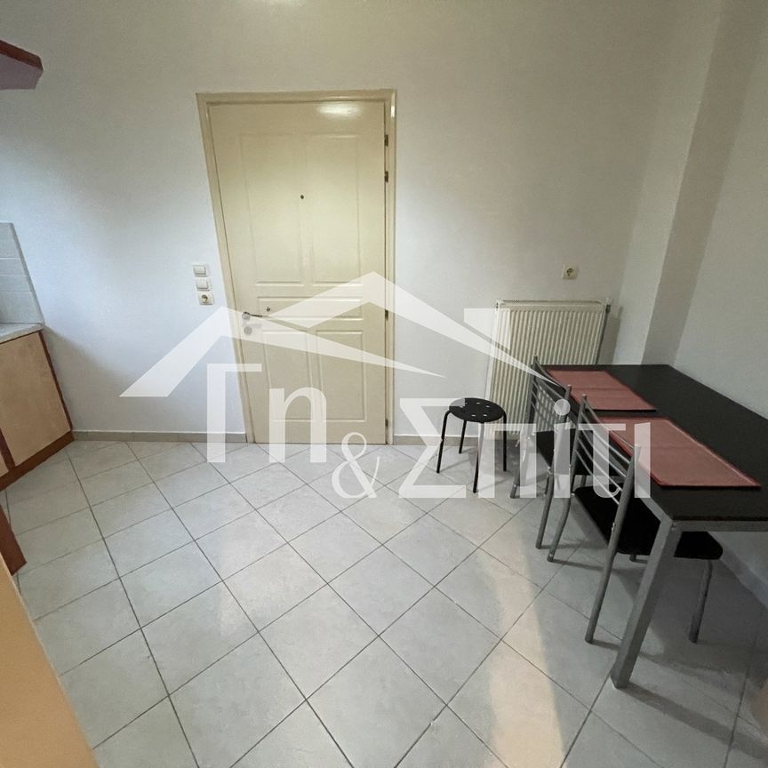 Γκαρσονιέρα προς ενοικίαση 250 € - Φωτογραφία 1