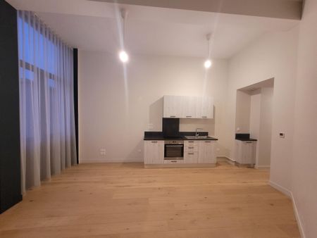 Location Appartement 2 pièces 43m² LA ROCHELLE 17000 - Photo 3