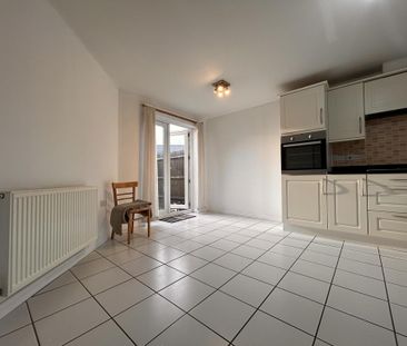 3 bedroom end of terrace house to rent - Photo 1