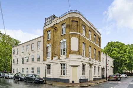 Flat to rent - Old Woolwich Road, Greenwich, SE10 - Photo 5