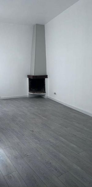 Location Appartement 2 pièces 42m² ELBEUF 76500 - Photo 1