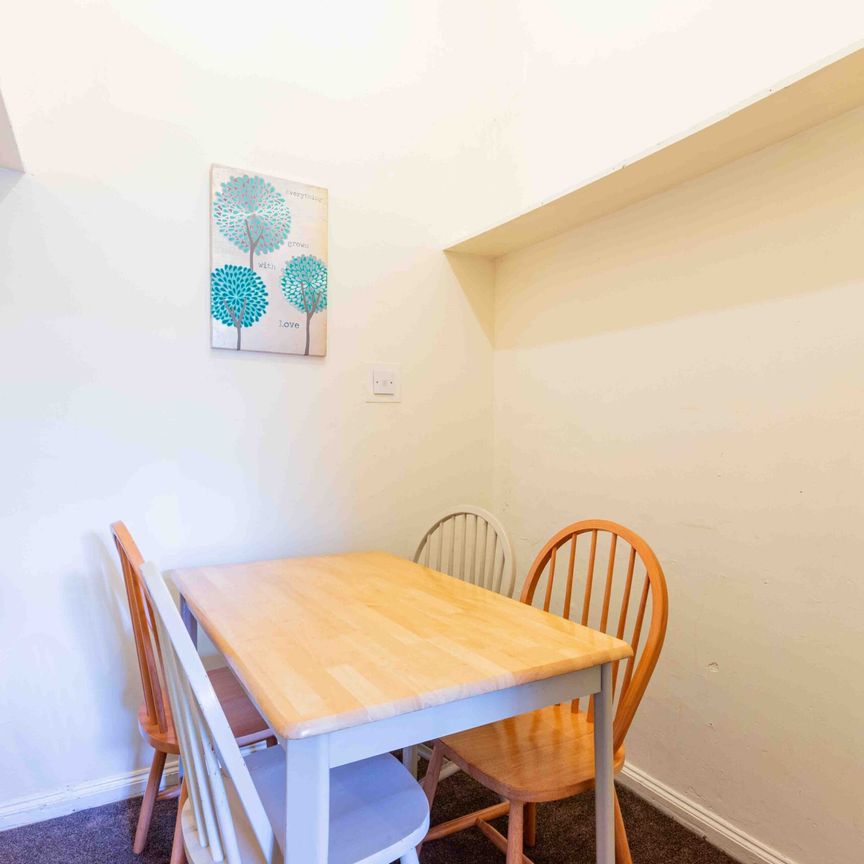 0007L - Leith Walk, Edinburgh, EH6 8SA - Photo 1