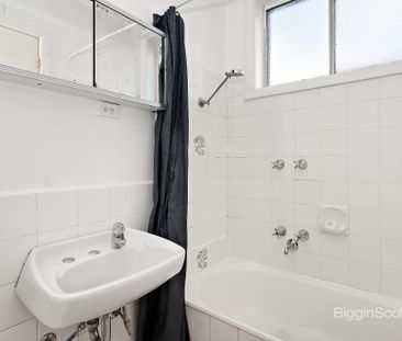 Minutes from the heart of Richmond! - Photo 3