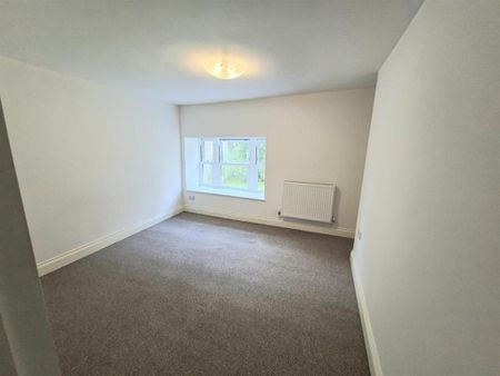 4 bedroom barn conversion to rent - Photo 3